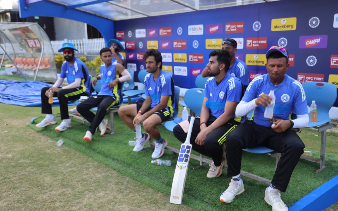 Kanpur Sports News: कानपुर के ग्रीन पार्क में 8 साल बाद होगा क्रिकेट का महाकुंभ, IND-A और AUS-A टीम ने जमकर किया अभ्यास।